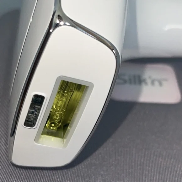 NEW Silk’n BellaFlash Pro IPL Laser Permanent Hair Removal Sys Device Women Men - Picture 12 of 17